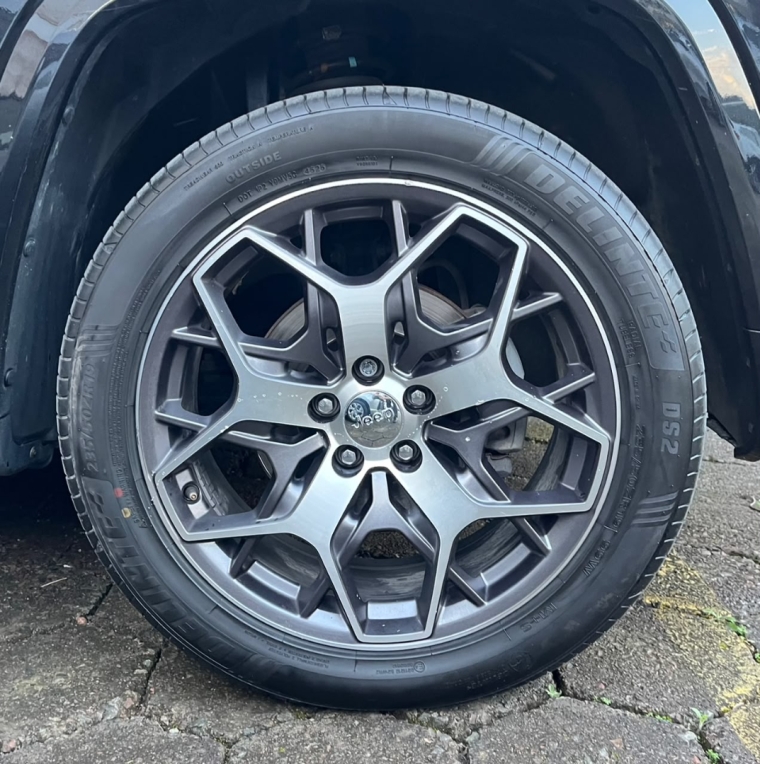 jeep commander 2.0 td380 turbo diesel overland at9 4p automatico 202210