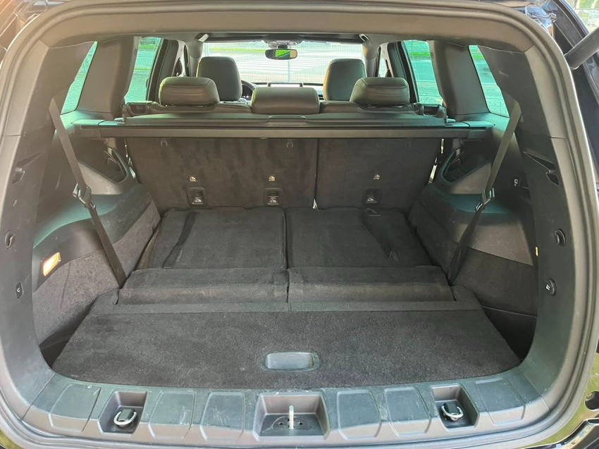 jeep commander 2.0 td380 turbo diesel overland at9 4p automatico 202219