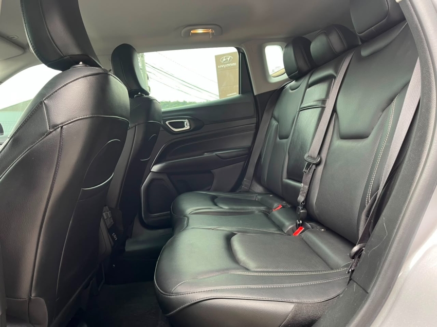 jeep compass 1.3 t270 turbo flex longitude at6 4p automatico 202418