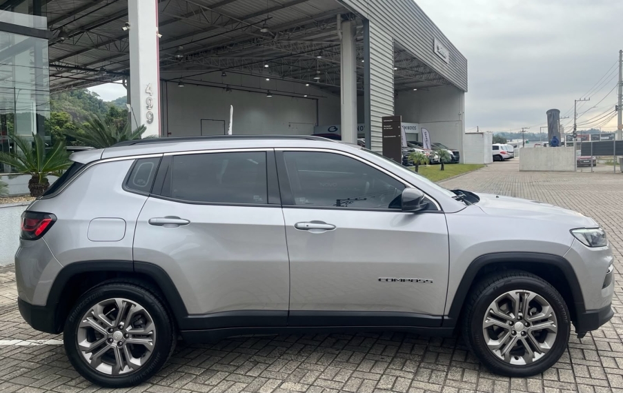 jeep compass 1.3 t270 turbo flex longitude at6 4p automatico 20243