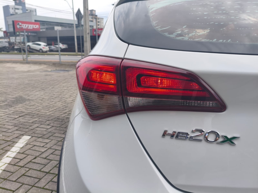 hyundai hb20x 1.6 16v premium flex 4p automatico 20199