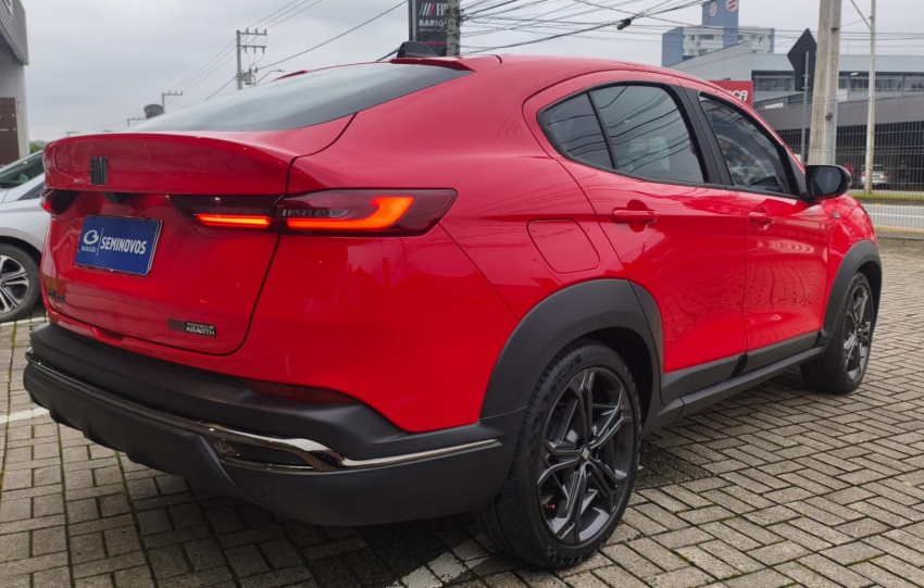 fiat fastback 1.3 turbo 270 flex limited edition at6 4p automatico 20234
