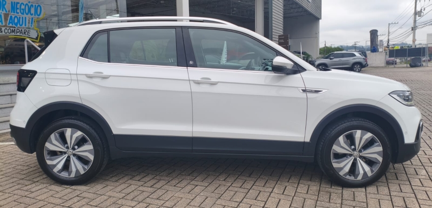 volkswagen t-cross 1.4 250 tsi total flex highline automatico 1.3 4p 20203