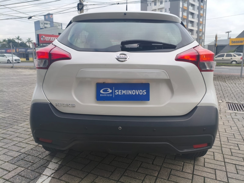 nissan kicks 1.6 16v flexstart s 4p xtronic flex automatico 20215