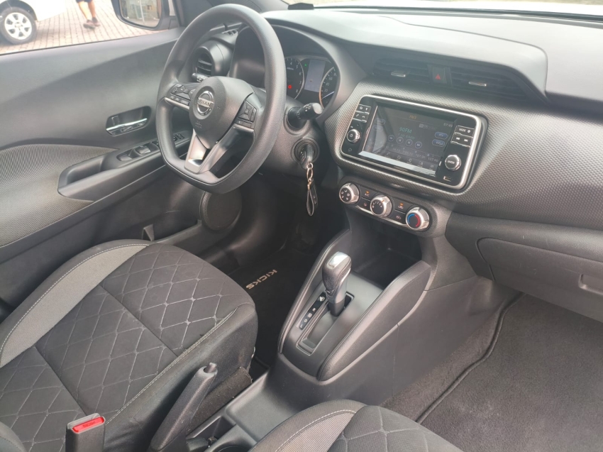 nissan kicks 1.6 16v flexstart s 4p xtronic flex automatico 202113