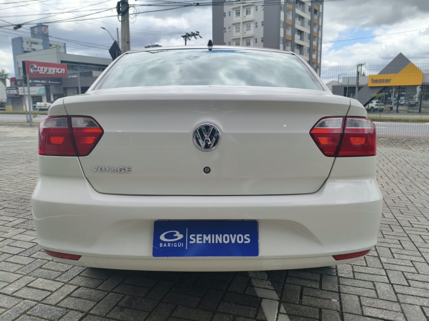 volkswagen voyage 1.6 msi totalflex 4p manual flex 20215