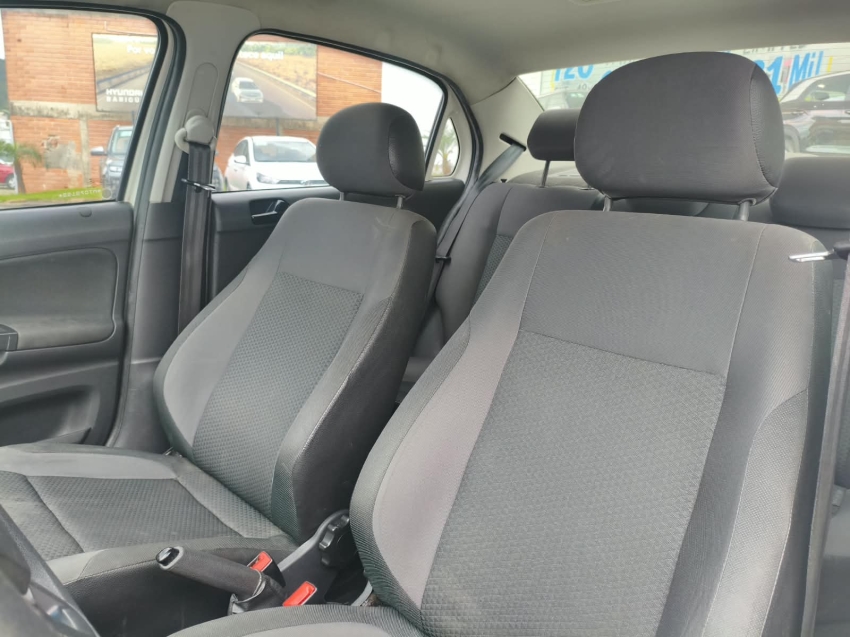volkswagen voyage 1.6 msi totalflex 4p manual flex 202114