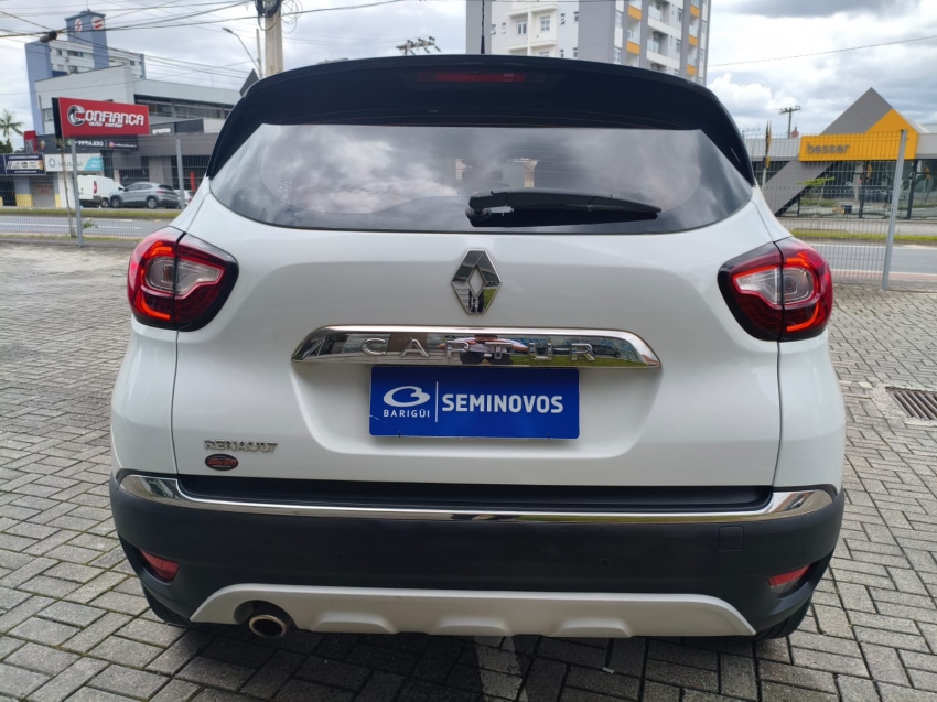 renault captur 1.6 16v sce flex intense x-tronic 4p automatico 20205
