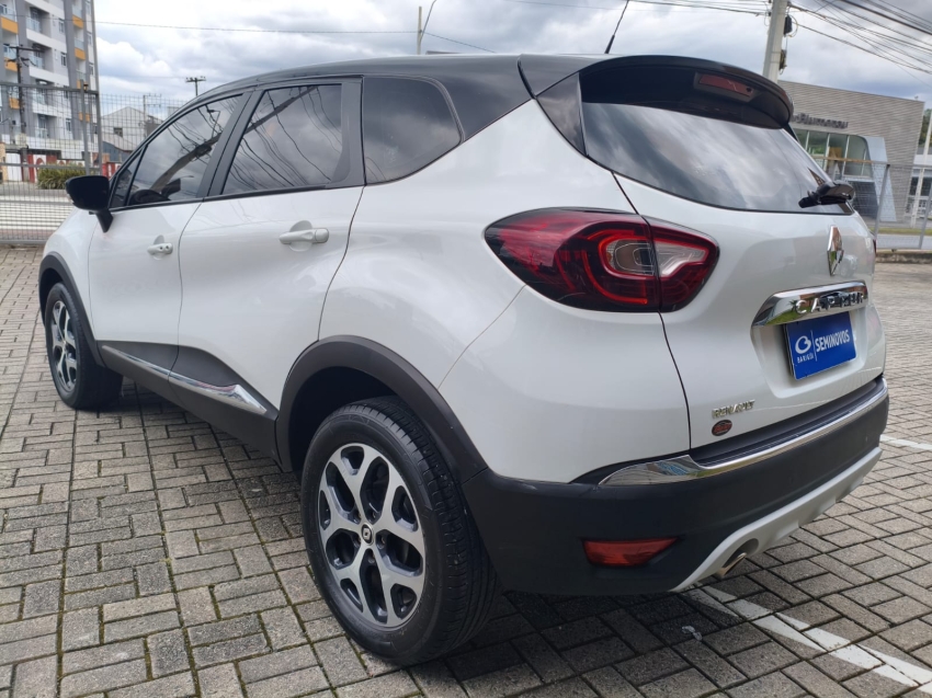 renault captur 1.6 16v sce flex intense x-tronic 4p automatico 20204