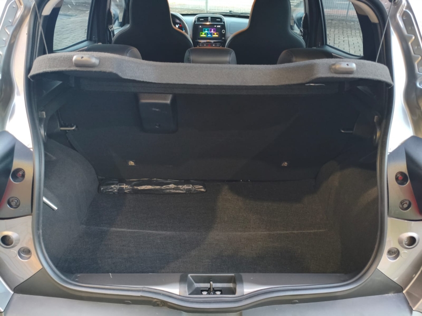 renault kwid 1.0 12v sce flex intense manual 4p 202618