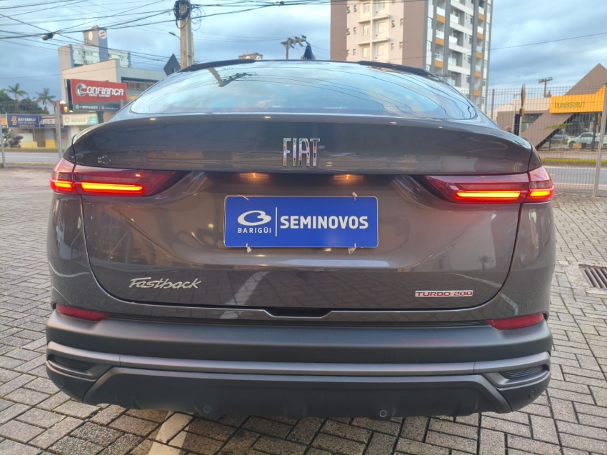 fiat fastback 1.0 turbo 200 flex cvt 1.6 4p automatico 20265