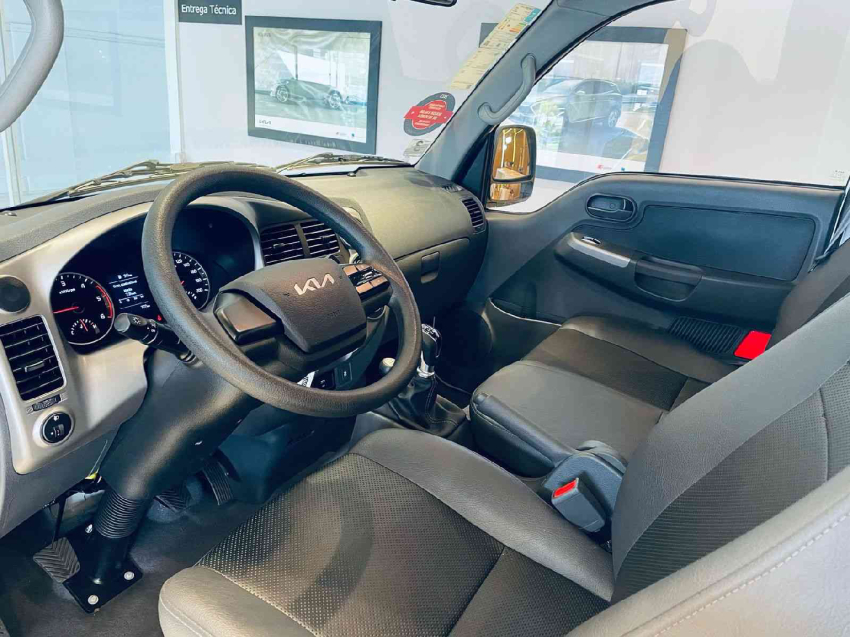 kia bongo 2.5 td diesel std cs 4x4 manual 2024