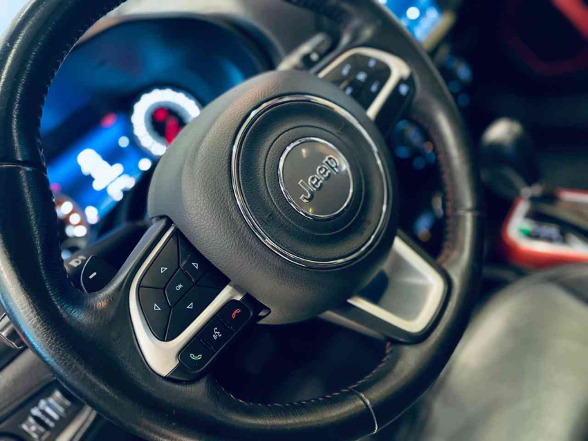 jeep renegade 2.0 16v turbo diesel trailhawk 4p 4x4 automatico 2020