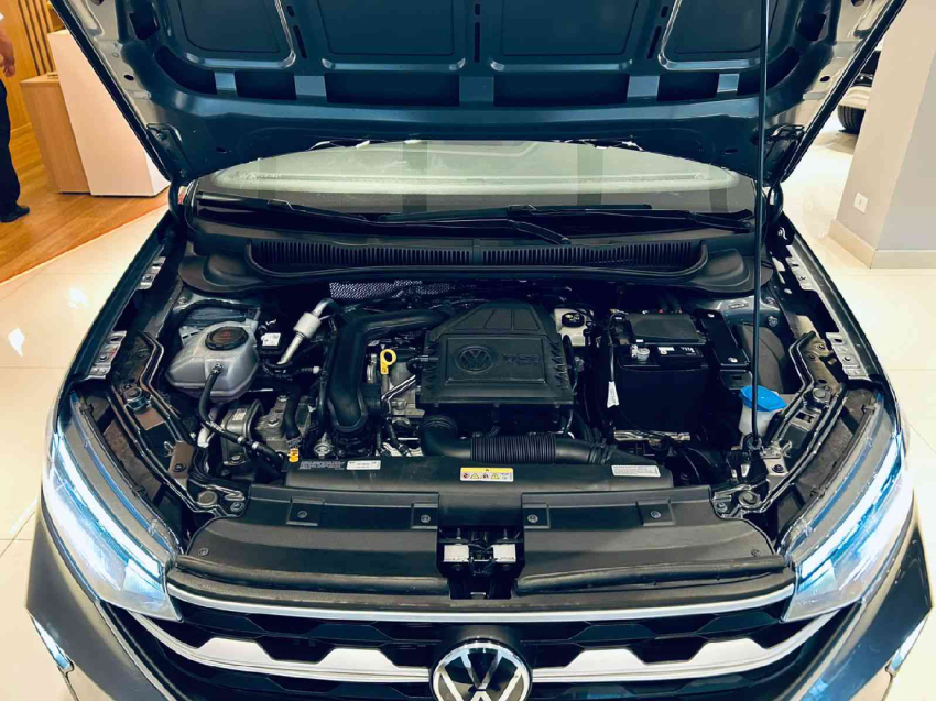 volkswagen nivus 1.0 200 tsi total flex highline automatico 4p 2024