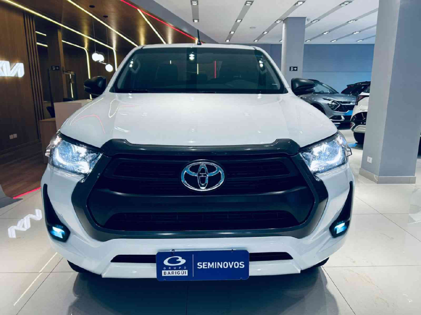 toyota hilux 2.8 d-4d turbo diesel cd sr 4x4 automatico 4p 2024