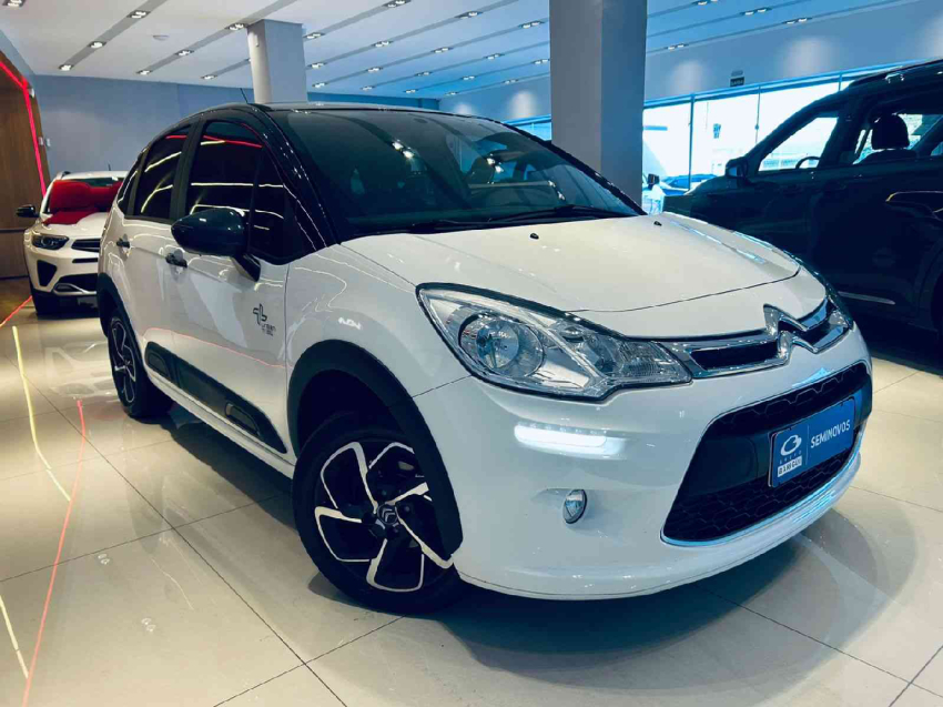 citroen c3 1.6 vti 120 flex urban trail eat6 4p automatico 2020