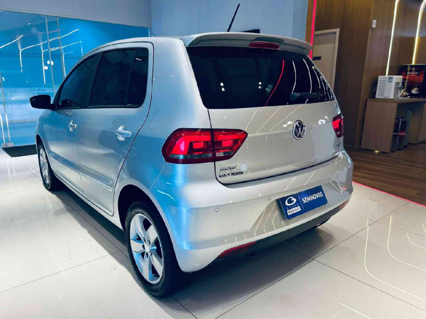 volkswagen fox 1.6 msi comfortline 8v flex 4p manual 2016
