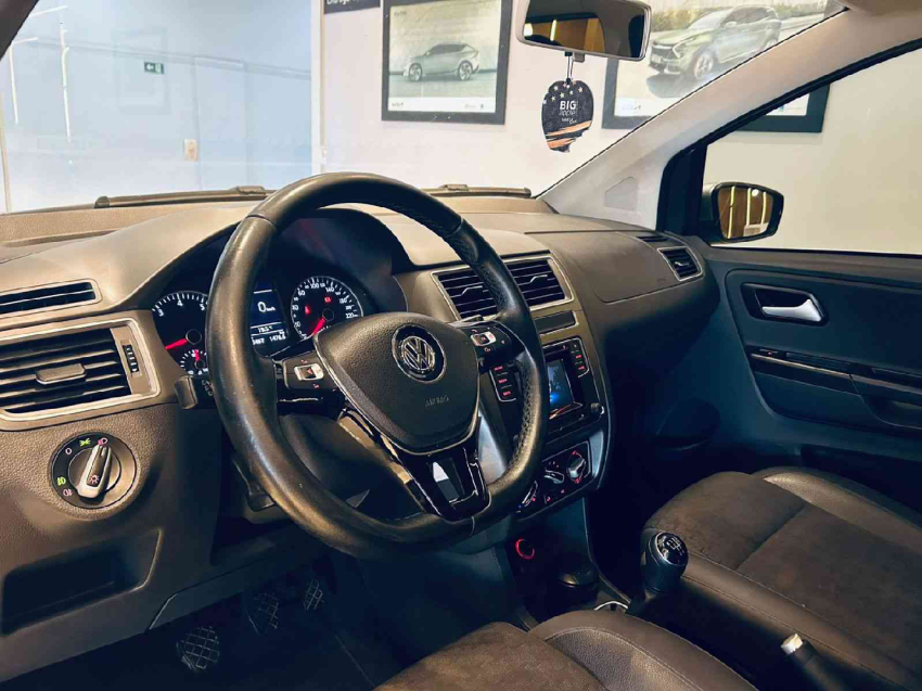 volkswagen fox 1.6 msi comfortline 8v flex 4p manual 2016