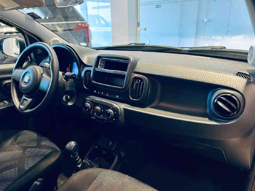 fiat mobi 1.0 evo flex like. manual 4p 2024
