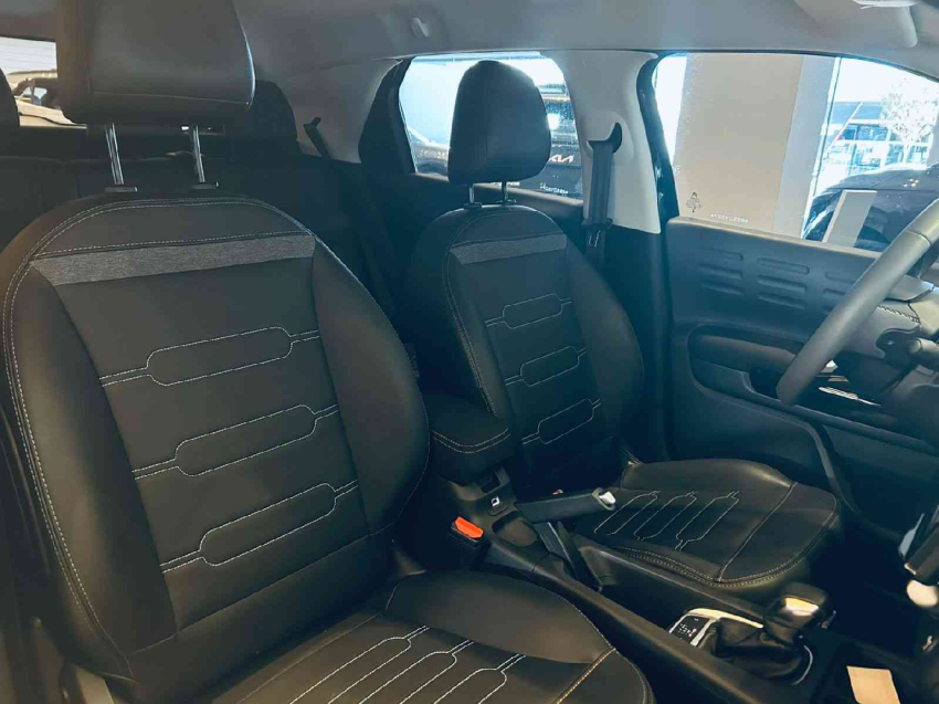 citroen c4 cactus 1.6 thp flex shine pack eat6 4p automatico 2024