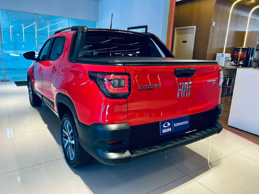 fiat strada 1.3 firefly flex volcano cd cvt 2p automatico 2025