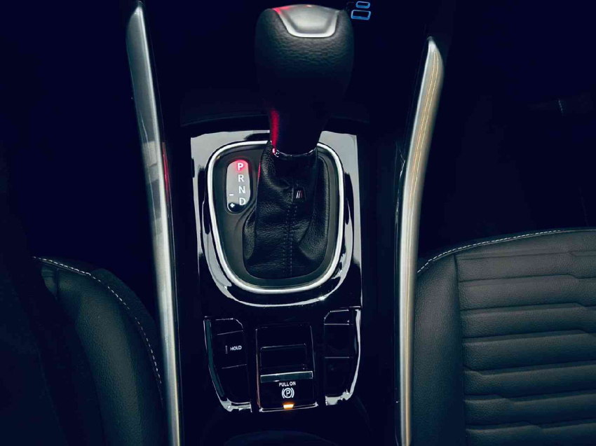 fiat fastback 1.0 turbo 200 flex impetus cvt 4p automatico 2025