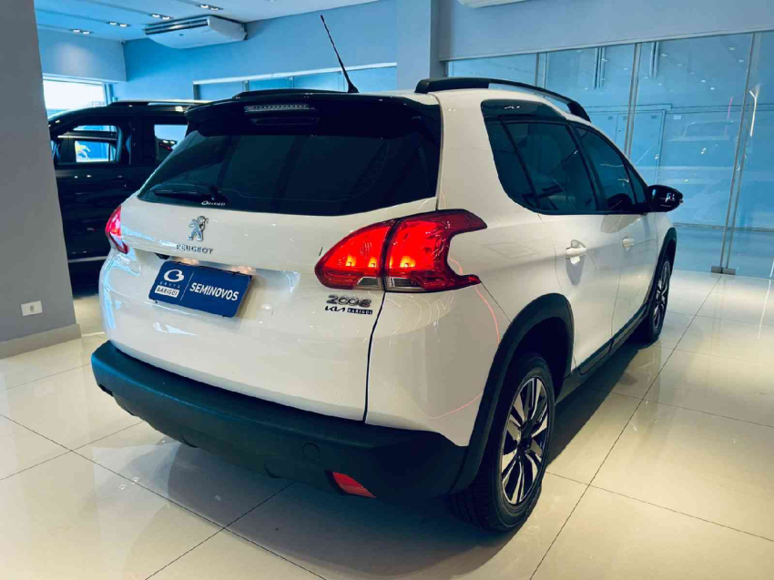 peugeot 2008 1.6 16v flex allure pack 4p automatico 2022