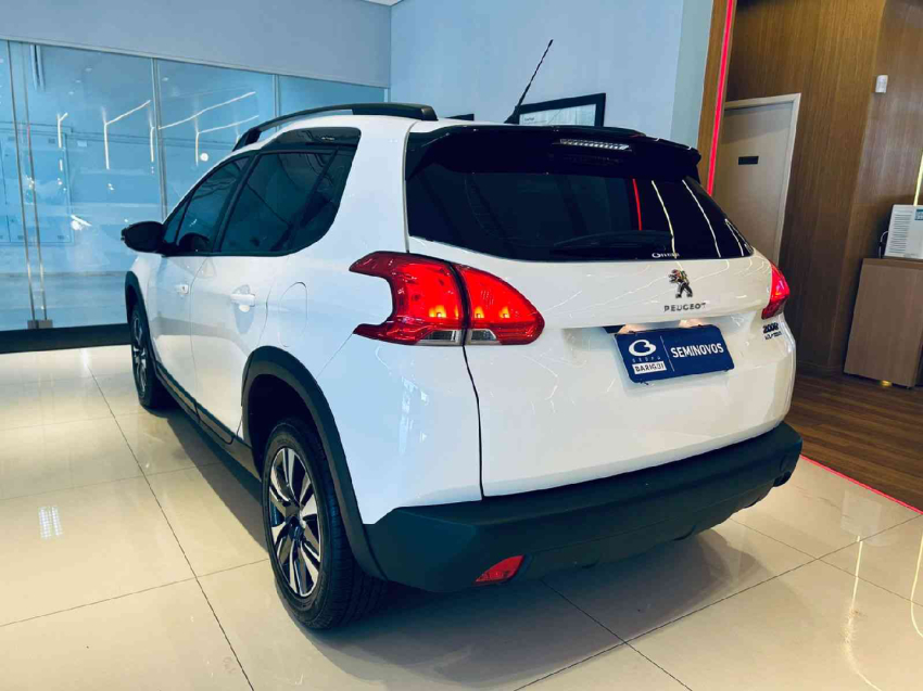 peugeot 2008 1.6 16v flex allure pack 4p automatico 2022