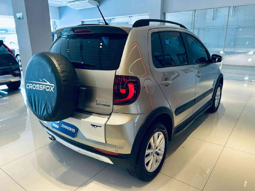 volkswagen crossfox 1.6 flex 201413