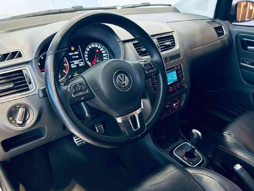 volkswagen crossfox 1.6 flex 20144