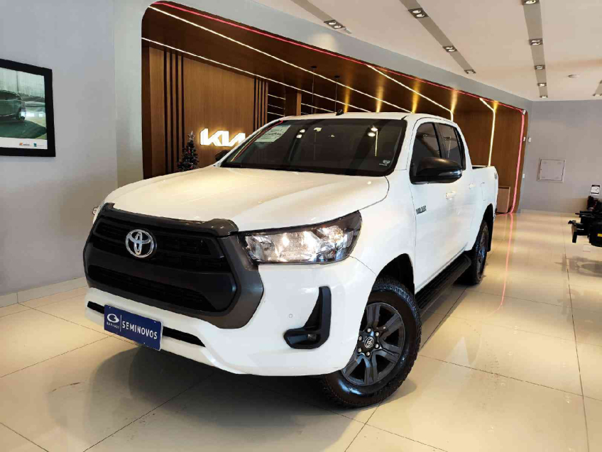 toyota hilux 2.8 d-4d turbo diesel cd sr 4x4 automatico 4p 2024