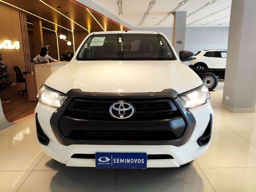 toyota hilux 2.8 d-4d turbo diesel cd sr 4x4 automatico 4p 20241