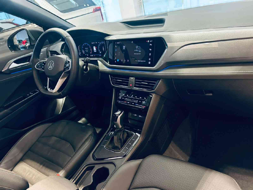 volkswagen taos 1.4 250 tsi total flex highline automatico 5p 202411