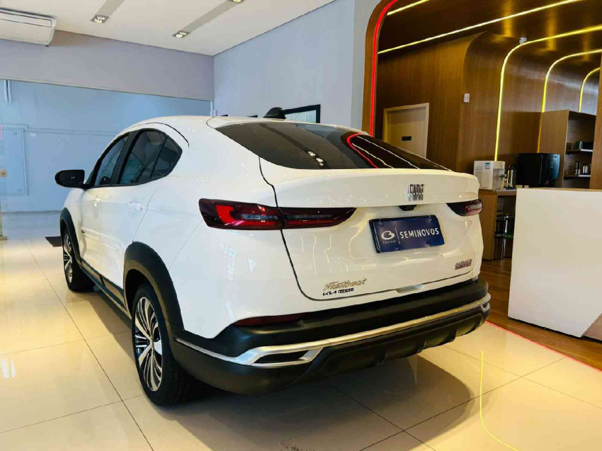 fiat fastback 1.0 turbo 200 flex audace cvt 4p automatico 20241