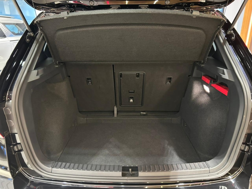 volkswagen taos 1.4 250 tsi total flex highline automatico 4p 202412