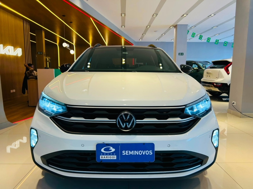 volkswagen nivus 1.0 200 tsi total flex highline automatico 4p 20241
