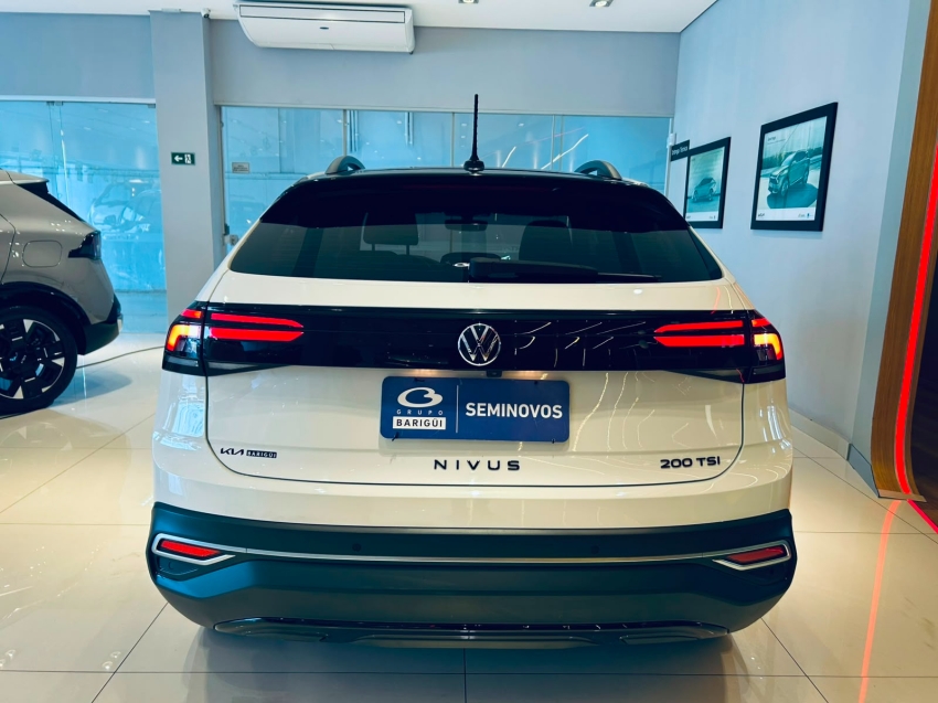 volkswagen nivus 1.0 200 tsi total flex highline automatico 4p 20244