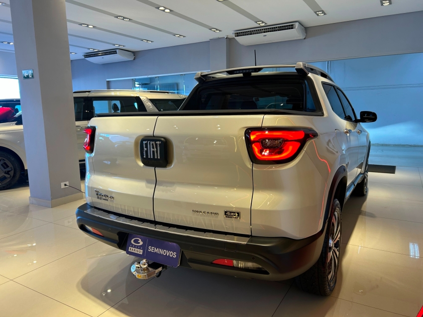 fiat toro 2.0 16v turbo diesel volcano 4wd at9 4p automatico 20253