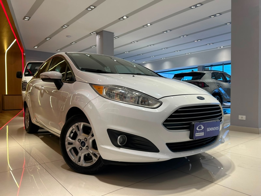 ford fiesta 1.6 se sedan 16v flex 4p manual 20142
