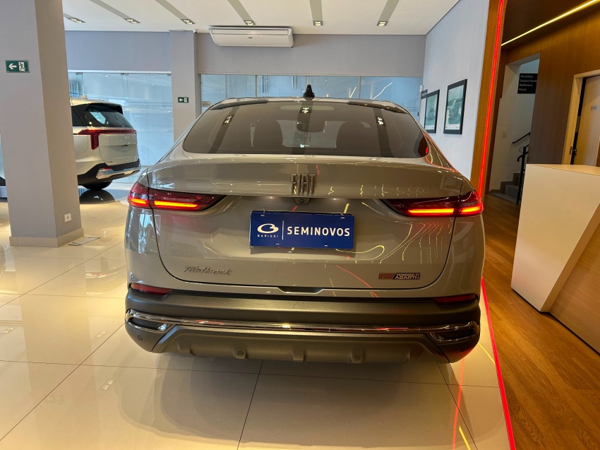 fiat fastback 1.3 turbo 270 flex limited edition at6 4p automatico 20234