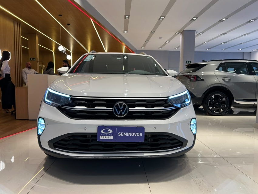 volkswagen nivus 1.0 200 tsi total flex highline automatico 4p 20241