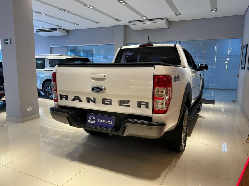 ford ranger 2.2 xls 4x2 cd 16v diesel 4p automatico 20232