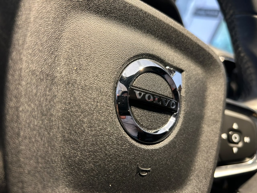 volvo xc40 p6 recharge electric plus 1.8 eletrico 4p automatico 202313