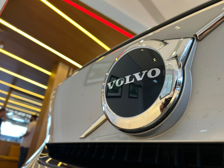 volvo xc40 p6 recharge electric plus 1.8 eletrico 4p automatico 202317