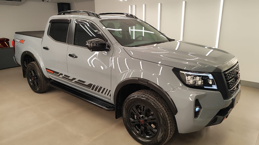 nissan frontier 2.3 16v turbo diesel pro4x cd 4x4 automatico 4p 20244