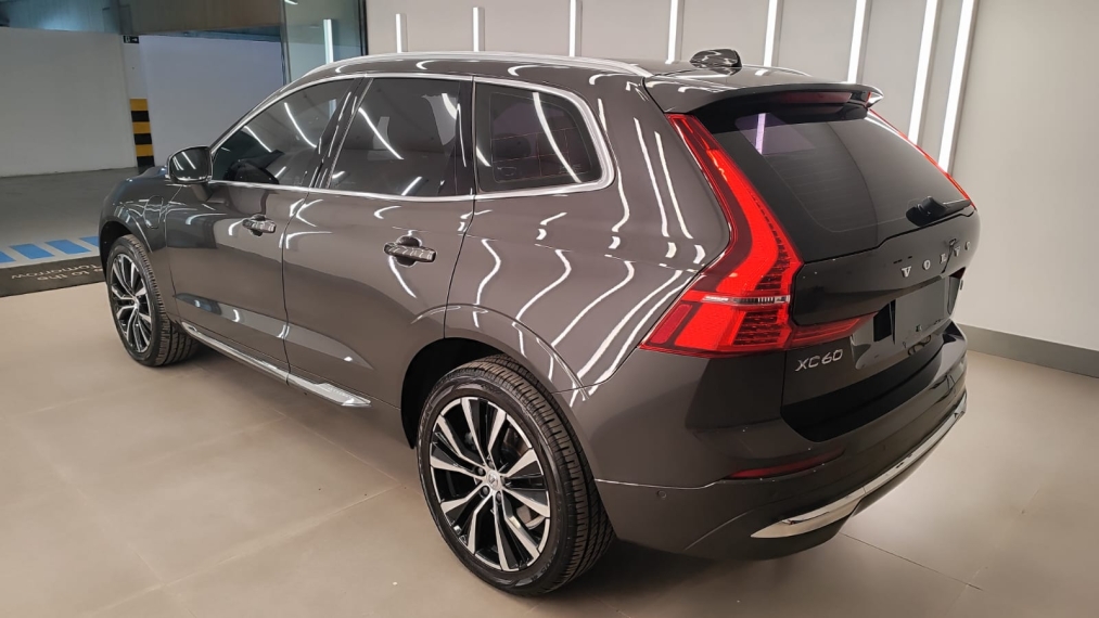 volvo xc60 2.0 t8 recharge plus awd geartronic diesel 4p manual 20234