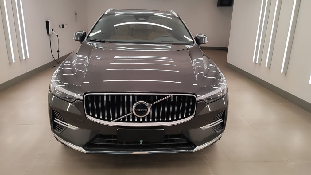 volvo xc60 2.0 t8 recharge plus awd geartronic diesel 4p manual 2023