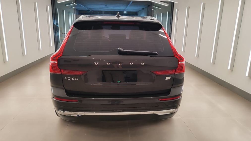volvo xc60 2.0 t8 recharge plus awd geartronic diesel 4p manual 20233