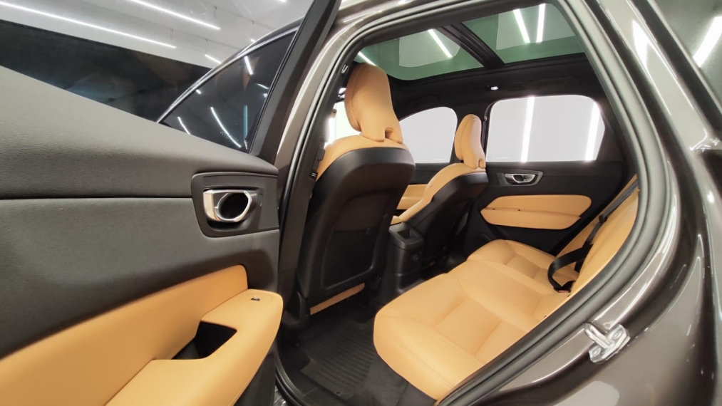volvo xc60 2.0 t8 recharge plus awd geartronic diesel 4p manual 20236
