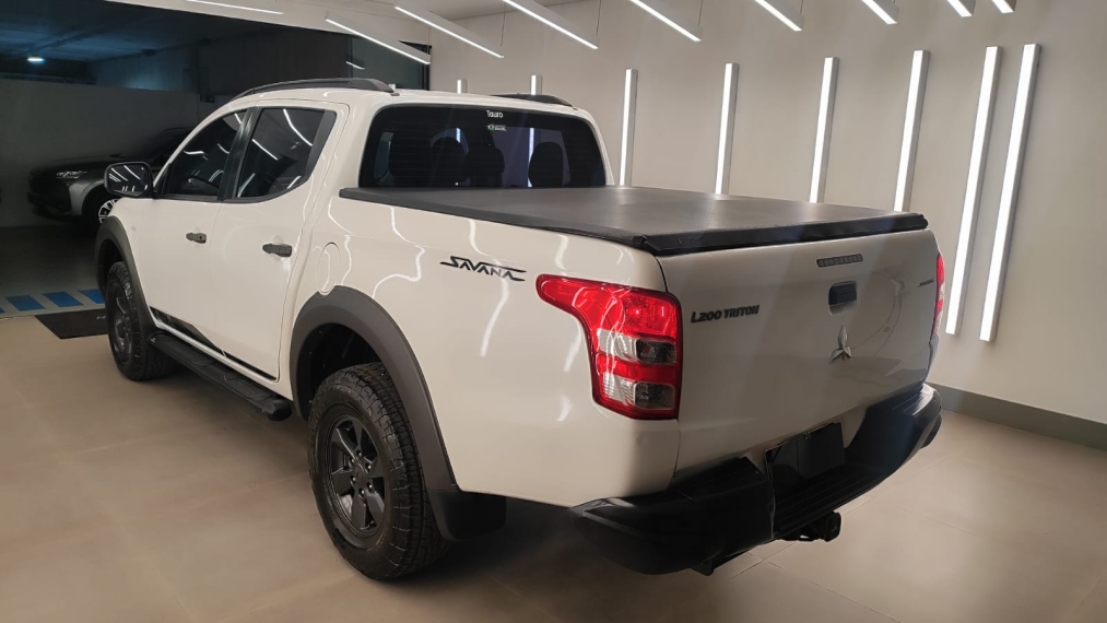 mitsubishi l200 triton 2.4 16v turbo diesel savana gls cd 4x4 automatico 2.0 4p manual 20225